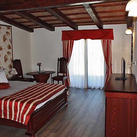 Hotel Schassburger Tor à Sighişoara Chambre photo