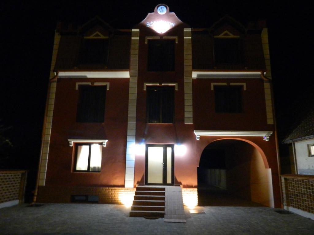 Hotel Schassburger Tor à Sighişoara Extérieur photo